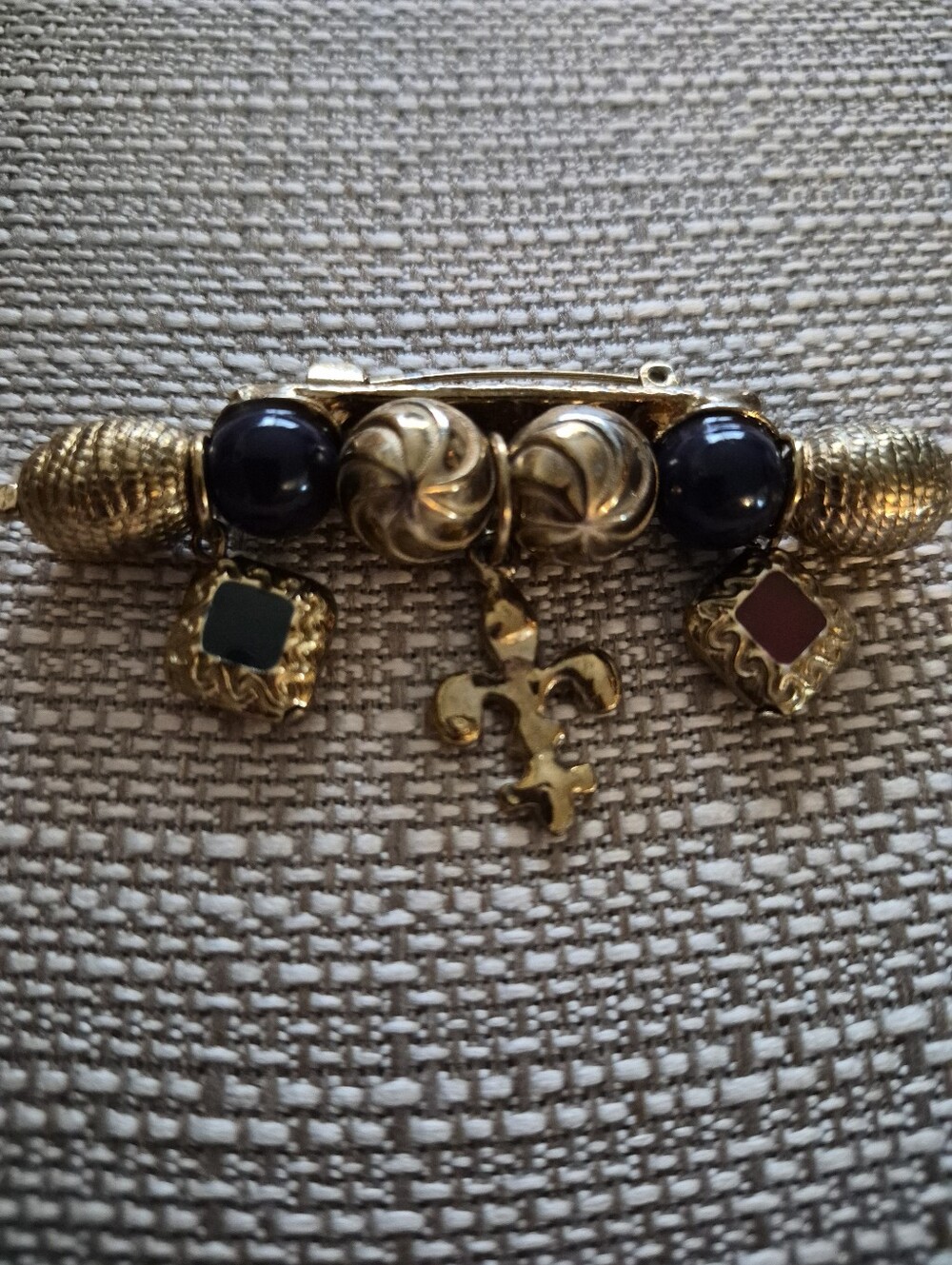 Gold-Tone Fleur-de-Lis Vintage Style Bar Brooch with Black Beads - Picture 2 of 5